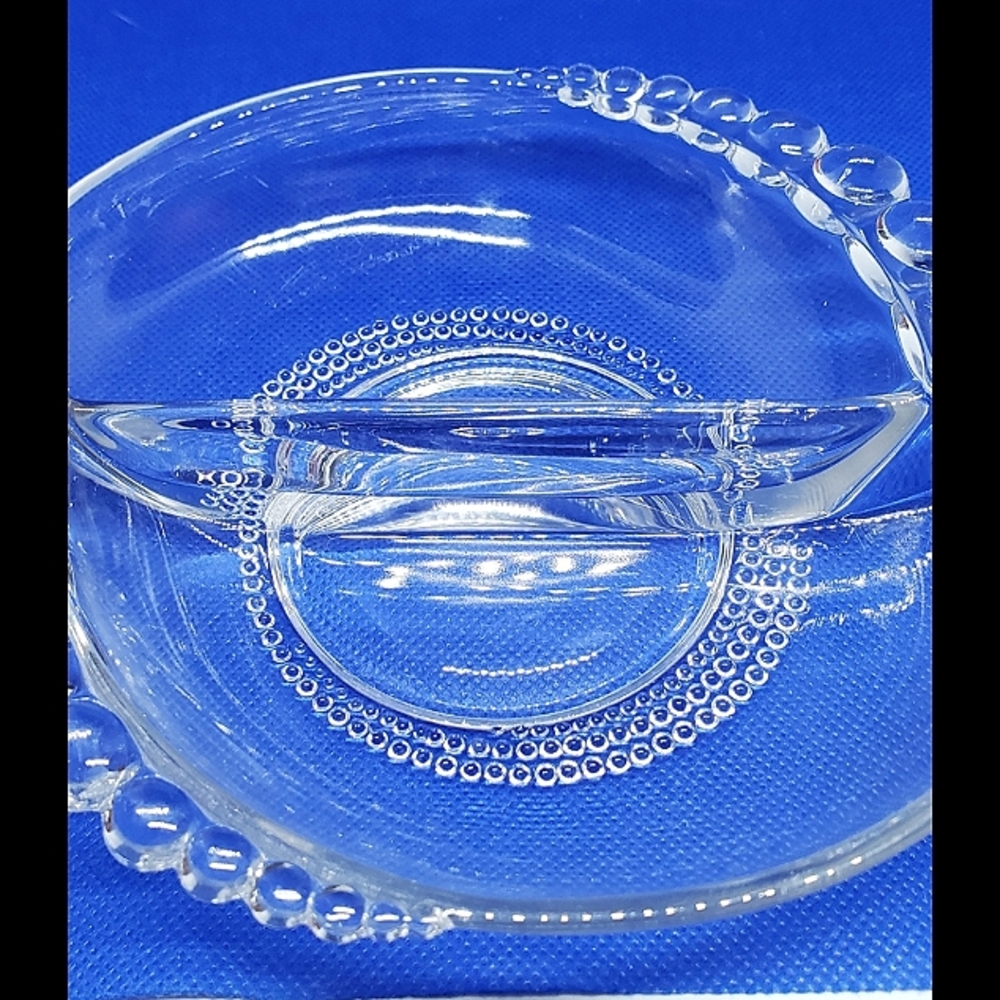 Hazel-Atlas Vintage Beaded Edge, Divided Candy Dish - Picture 5 of 9